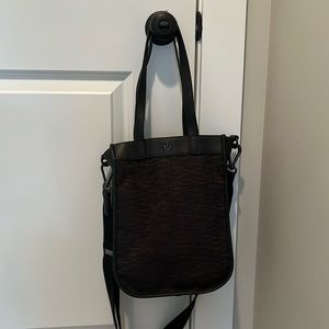 Lululemon bag